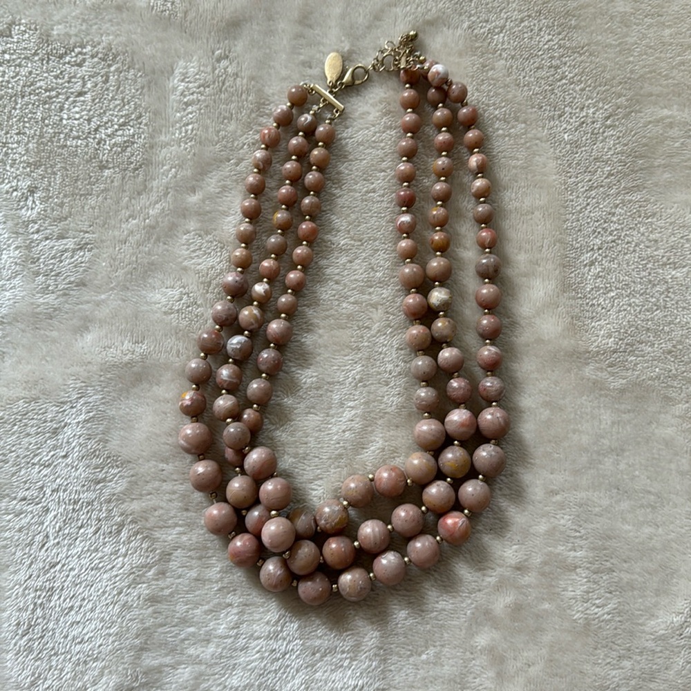 Loft outlet three tier choker necklace
